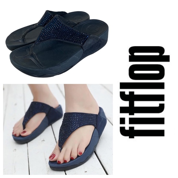FitFlop Sz 5 Sandals Flip Flops Navy Blue Rhinestone Sparkle Comfort Walking - Picture 1 of 8